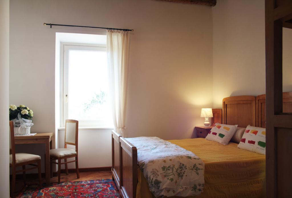 Antico Glicine B&B Maslianico Ruang foto
