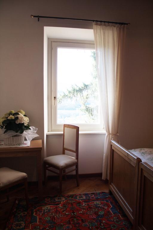 Antico Glicine B&B Maslianico Bagian luar foto
